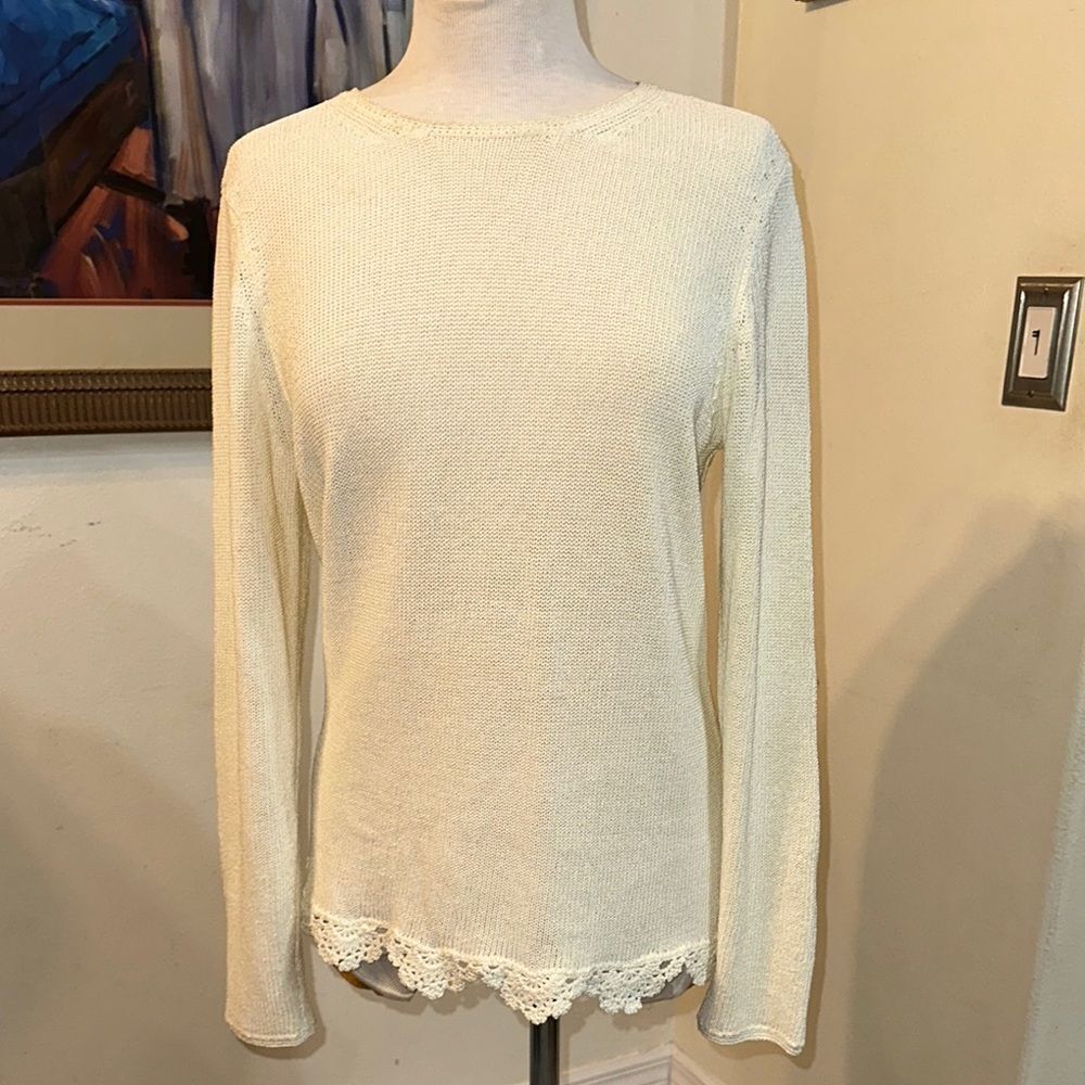 J. McLaughlin Cream Lace Hem Thin Sweater/Top Size Large